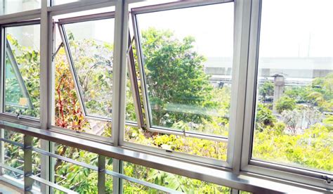 Glazing: Glass for windows and types of glazing