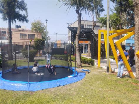 CDMX Conoce El Parque Con Figuras Gigantes De Mario Bros Bbmundo