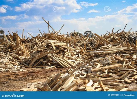 Timber Recycling Yard Stock Image Image Of Yard Rubbish 55728171