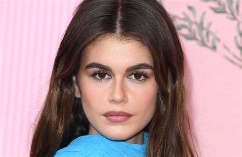 Ultra sexy Kaia Gerber succombe à cette coupe de cheveux à lallure