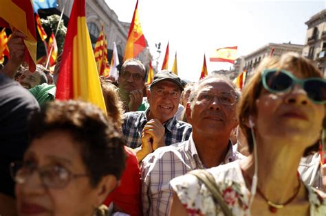 Fotos Dui Manifestación En Barcelona Contra La Independencia De Cataluña En Imágenes