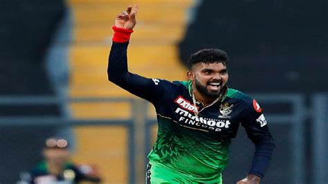 Ipl 2023 আইপিএলে আরসিবির সামনে রাজস্থান বিরাটদের সবুজ জার্সি নিয়ে