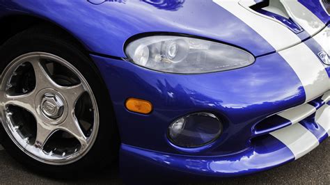 The Strange Feature Of The Original Vipers Headlights You Probably