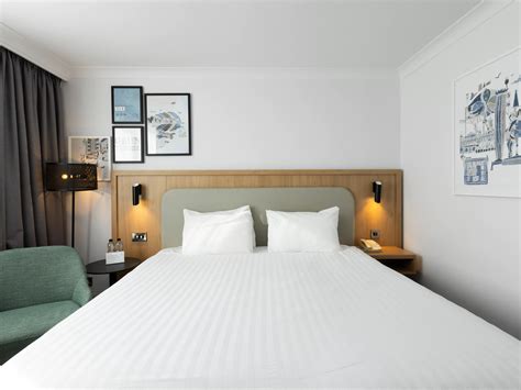 Glasgow Airport Hotels: Holiday Inn Glasgow Airport