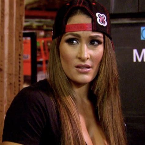 Pin On Bella Twins Female Wrestlers Nikki Bella Bella Twins