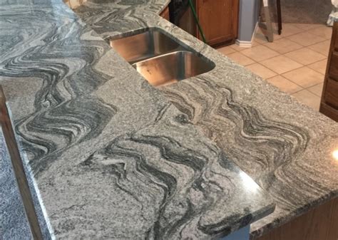 VISCOUNT WHITE GRANITE 3CM