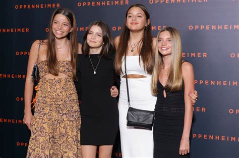 Matt Damon S Daughters With Luciana Barroso Make Rare Red Carpet