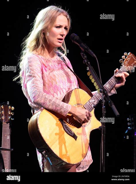 Singer Songwriter Jewel Performs On Her Greatest Hits Tour At The