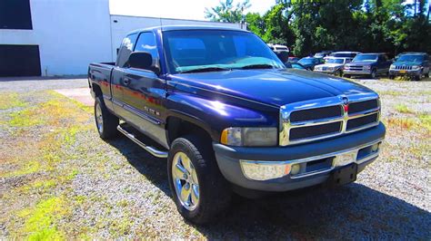 Dodge Ram 1500 V8 Magnum Laramie Slt