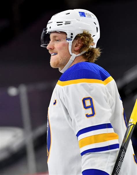 Jack Eichel Undergoes Surgery