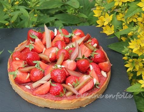 Tarte Rhubarbe Fraises Et Amandes De Claire Heitzler Tarte Rhubarbe