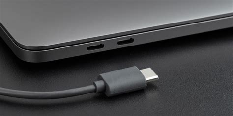 Thunderbolt в ноутбуке: зачем нужен и какую модель купить — Лайфхакер