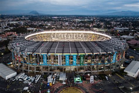 Remodelación Del Estadio Azteca Con Opiniones Encontradas Diario Basta