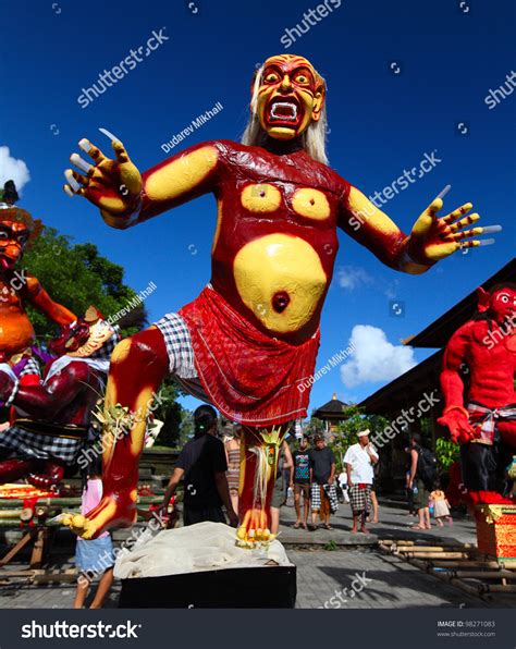 Bali Indonesia March Balinese Statue Stock Photo Shutterstock