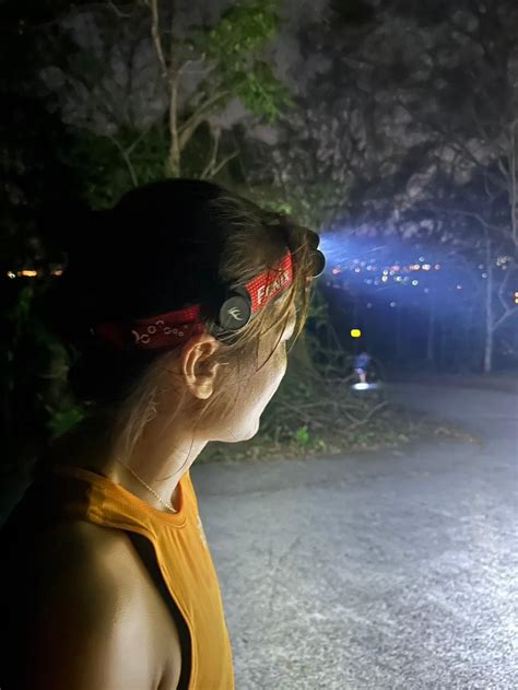 รีวิวไฟฉายคาดศรีษะ FENIX HM65R-T V2.0 – RUNNERCART