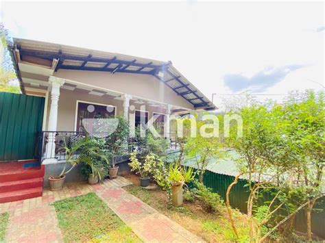 Perches With House For Sale In Ampitiya Town Tps Ikman