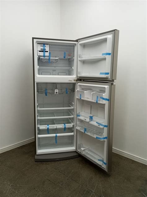 Refrigerador Brastemp Frost Free Duas Portas L Inox Tudob Nus