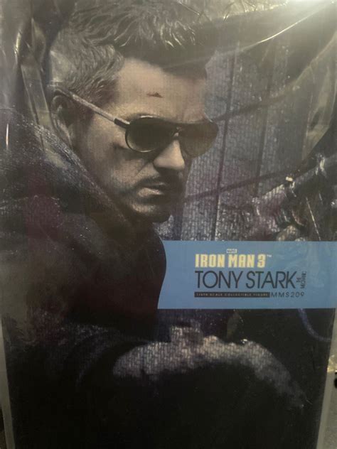 Hot Toys Iron Man Mms209 Hobbies Toys Toys Games On Carousell