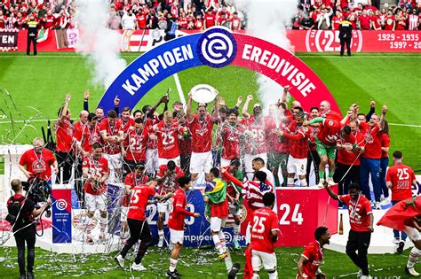 PSV Win Eredivisie Title After Six Years Hiatus