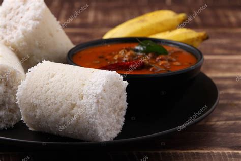 Puttu Puttu Arroz Crudo Arisi Maavu Puttu Con Chana O Curry Kadala