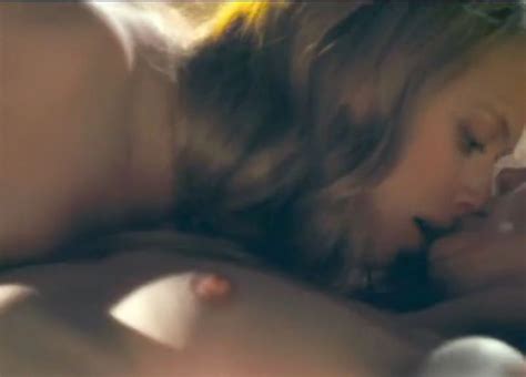 Amanda Seyfried Nude Sex Scenes Enhanced Fappening Leaks