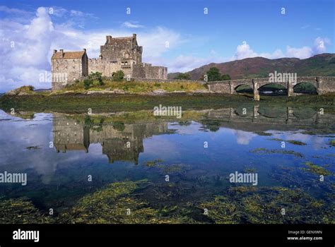 Eilean Donan Castle, Scotland Stock Photo - Alamy