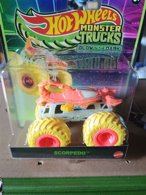 Hot Wheels Monster Truck Scorpedo Resorek Autko Kocmyrzow Luborzyca
