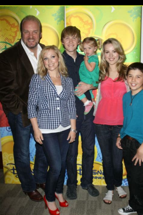 The good luck Charlie cast