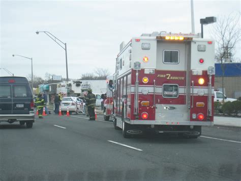 Traffic reports explain what the sunrise highway accident today means