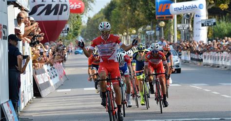 Ciclismo Cinquanta Corridori Italiani Nelle Squadre World Tour 2019