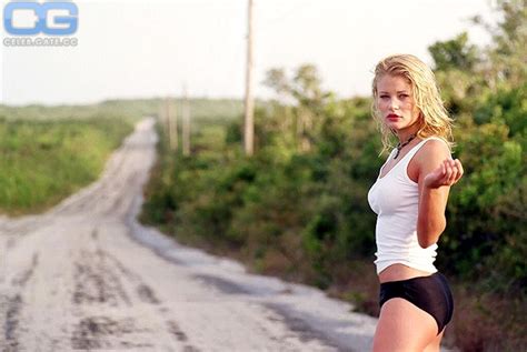 Emilie De Ravin Nude Pictures Photos Playboy Naked Topless Fappening