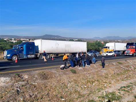 Alertaqro Noticias On Twitter ‼️fatal Camionazo Deja A Un Chófer Sin