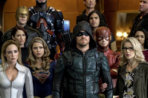 Dc Geek House Noticia Arrowverse Fechas De Finales De Temporada