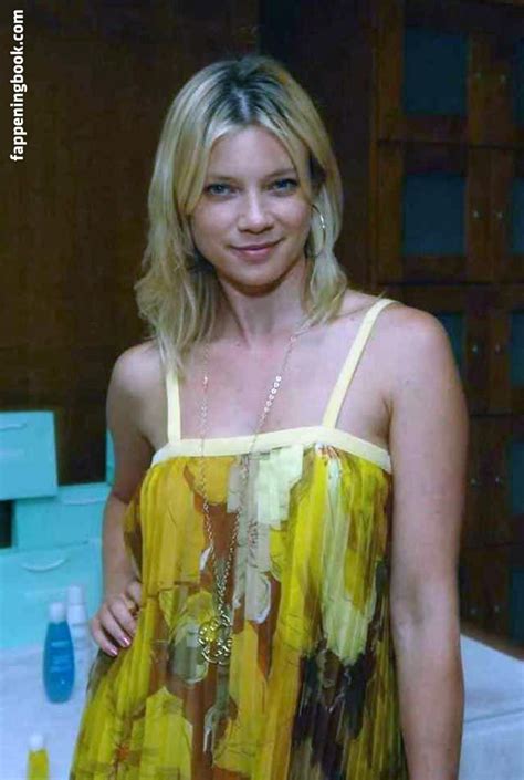 Amy Smart Nude OnlyFans Leaks Fappening Page FappeningBook