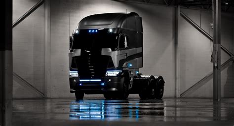 Transformers 4 Casts Daimler's Freightliner Truck As Well, But Which ...