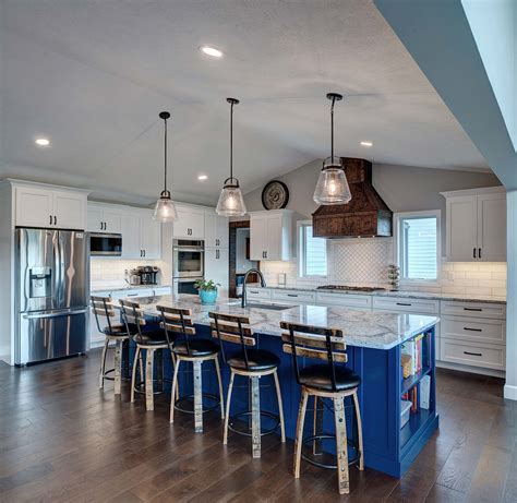 Hand Crafted Custom Kitchen Cabinets | Michigan Amish Cabinets