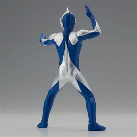 Ultraman Cosmos Luna Mode Hero's Brave Statue