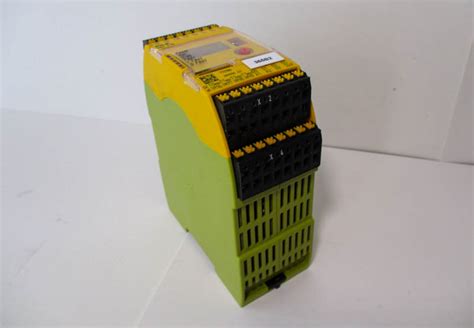 Used Pilz Pnoz M B Programmable Safety Relay Module