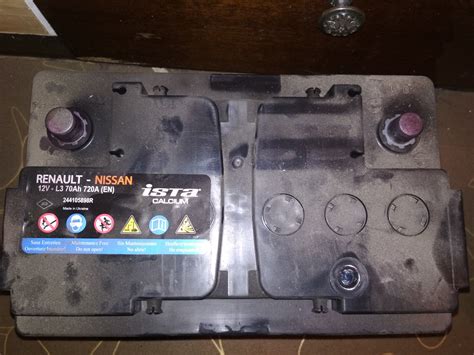 Умер в одночасье родной АКБ. — Renault Fluence, 2 л, 2013 года ...