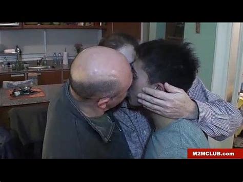 Hung Mature Bears Fucking A Queer Xvideos