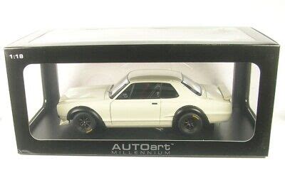 Nissan Skyline GT R KPGC 10 Racing White 1972 1 18 AUTOart EBay