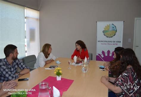 Paula Mitre Recibi A M Nica Fein Edicion Vera Portal De Noticias