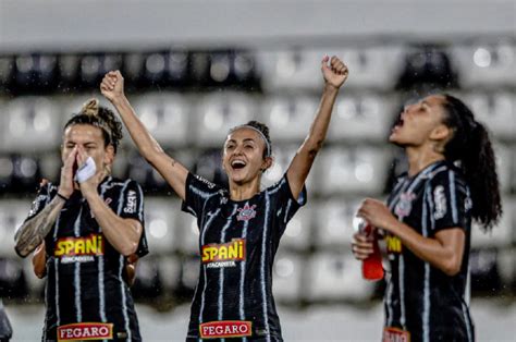 Resultado do jogo do Corinthians feminino Timão conquista Libertadores