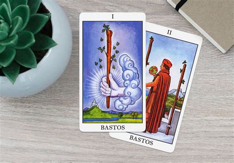 Los Arcanos Menores Del Tarot Bastos O Varas Cuatro Lunas Tarot