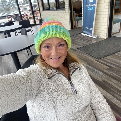 Andy Roberts Photo - These two absolutely SLAYED their engagements