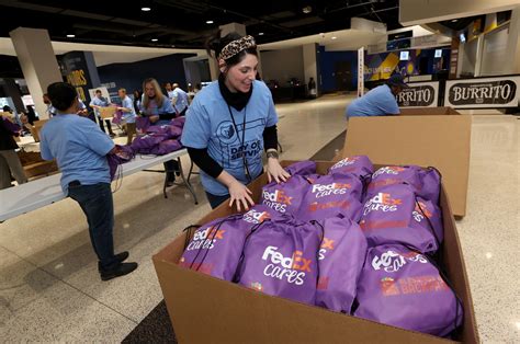 does fedex run on mlk day 2024