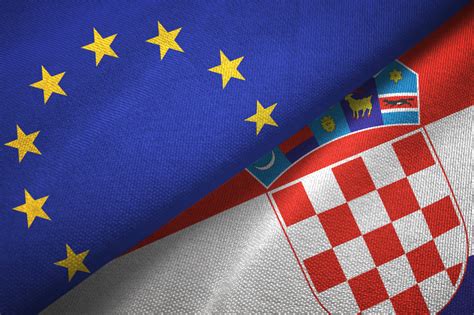 La Croatie Fait Son Entr E Dans La Zone Euro Et L Espace Schengen