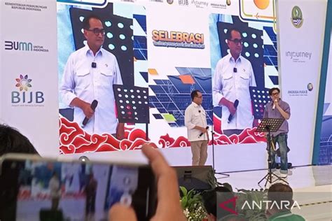 Commercial flights from Kertajati Airport run smoothly: Minister - ANTARA News