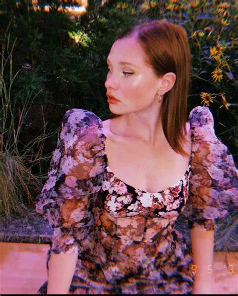 30 Hot And Sexy Zoe Colletti Photos 12thBlog