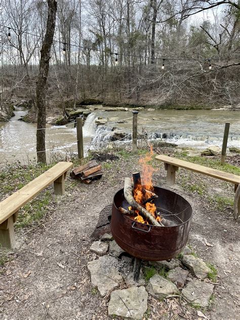 Home [refugeatwhiteoak.lodgify.com]